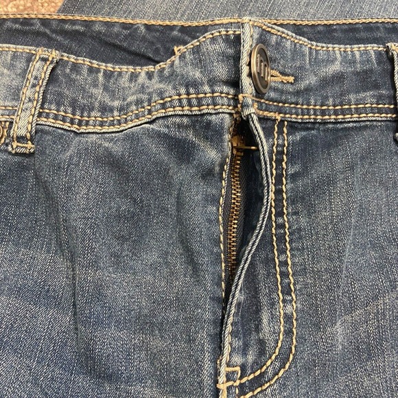 Maurices Jeans Women Size 20 Reg Embroidered Pockets Casual Distressed High Rise - Picture 8 of 13